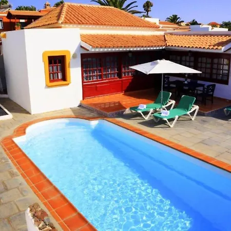 Lvv With Private Pool, 600m From The Beach *